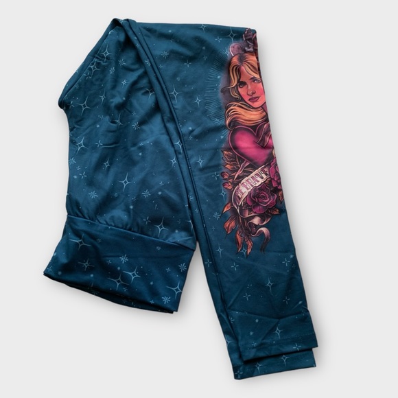 Buffy the Vampire Slayer Leggings Loot Crate Exclusive Size Large - Picture 3 of 7